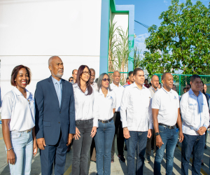 INAZUCAR realiza izamiento de la Bandera Nacional