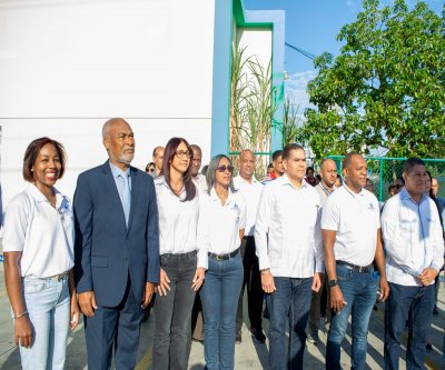 INAZUCAR realiza izamiento de la Bandera Nacional